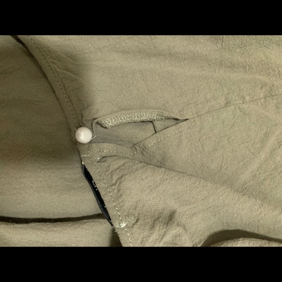 *2 for $10 item* Set of two tank tops - Picture 7 of 10